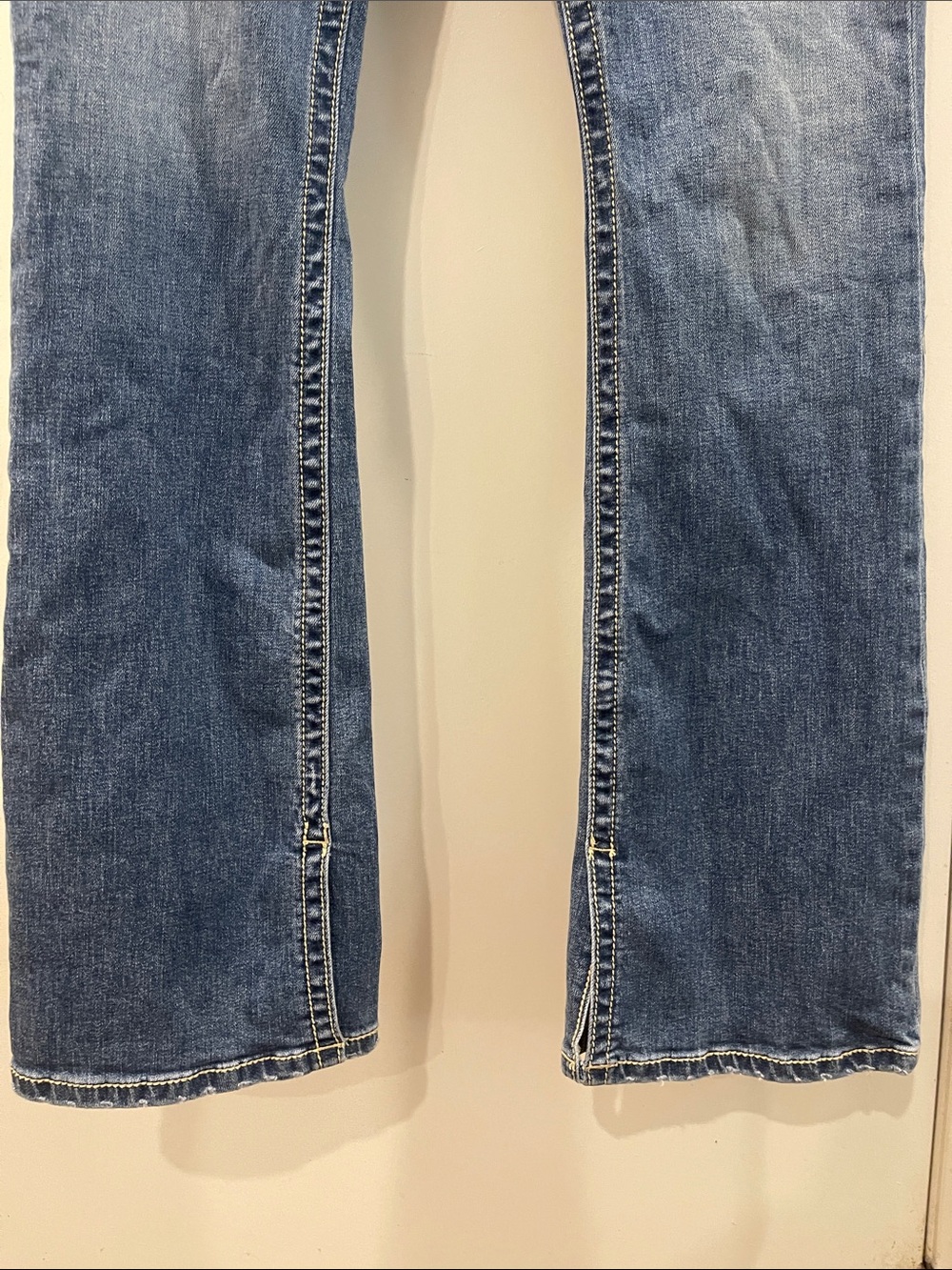 Miss Me Medium Blue Bootcut Jeans with Decorative Pockets - Picture 3 of 11